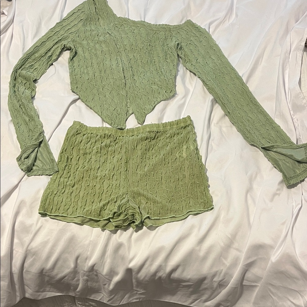 SHEIN Green Textured Women Shorts Set
